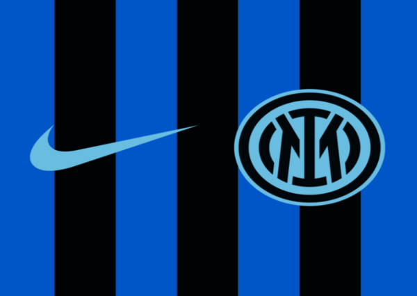 Первый и второй комплекты формы на следующий сезон